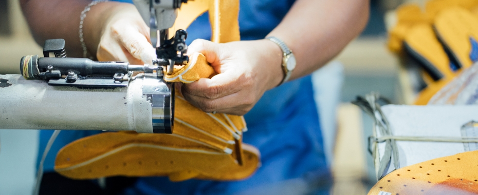 野球グローブと同じ自社工場で制作