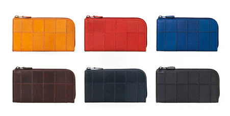 グラブレザーならではの発色の良さを生かしたカラフルな色展開