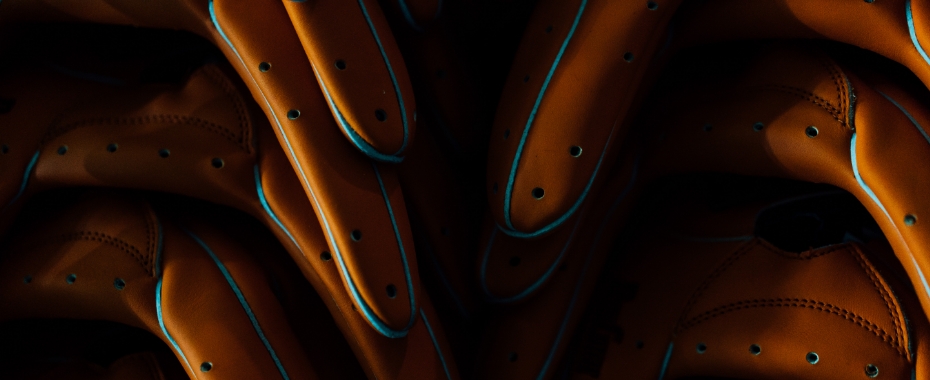 はじまりは野球グローブから