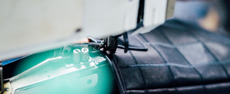 野球グローブと同じ自社工場で制作