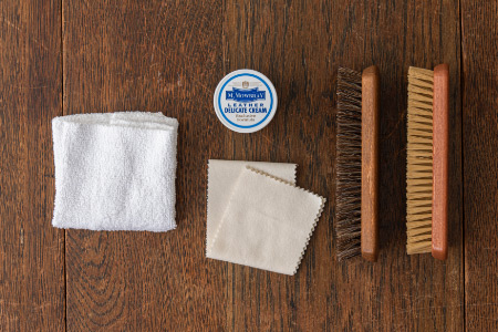 レザーケア クリームでのお手入れ方法