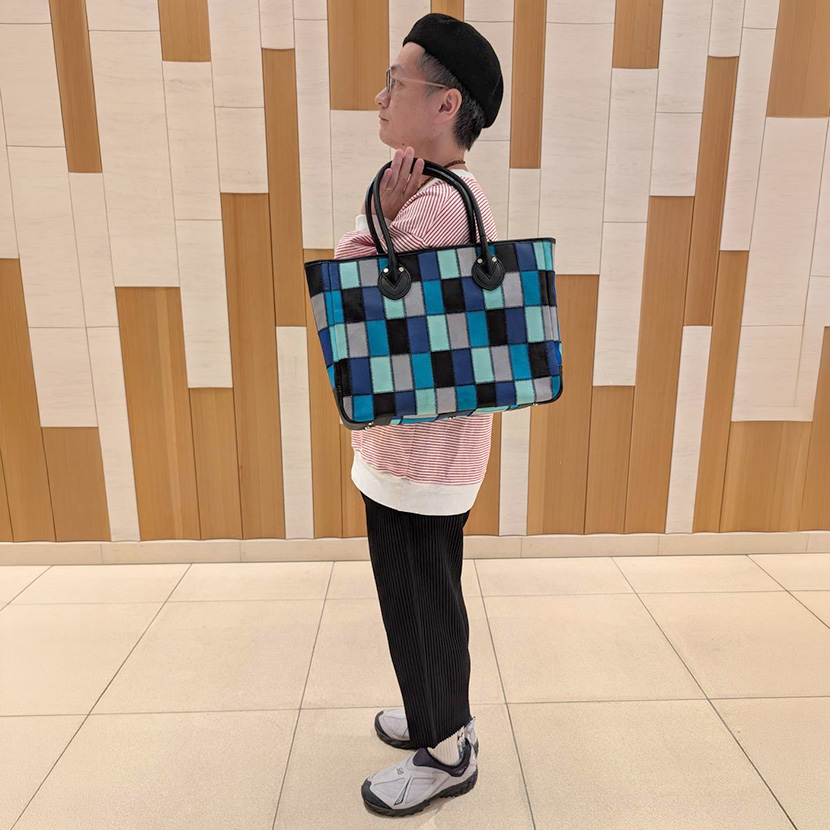 スタッフコーデ