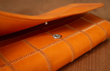 スナップボタン