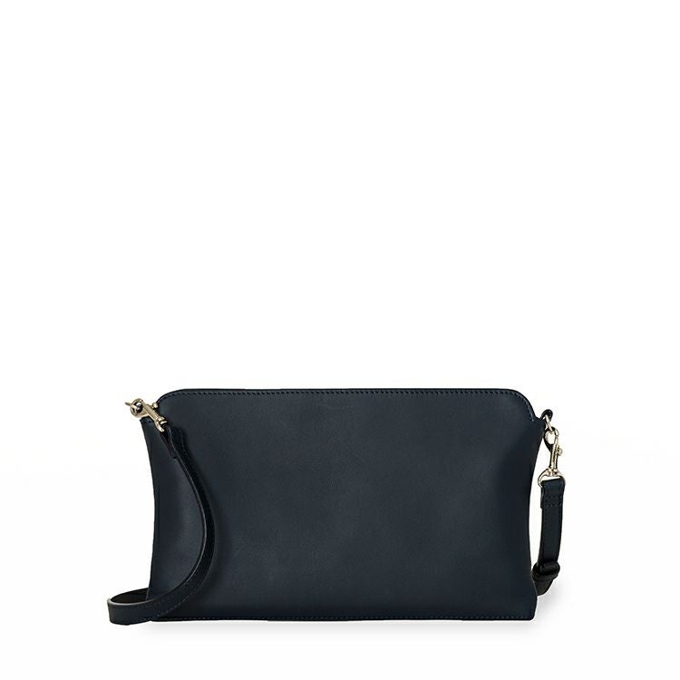 レザーショルダーバッグ