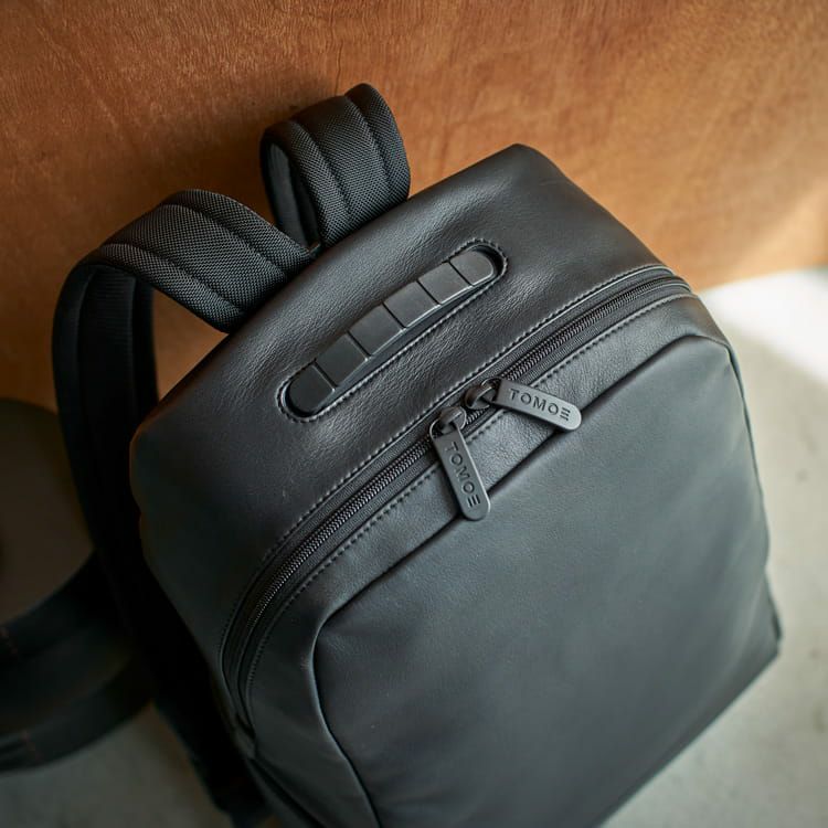【未使用級】TOMOEトモエレザーバックパック SLIM DP ブラック メンズ 000000000347-21.jpg?size=l&w=
