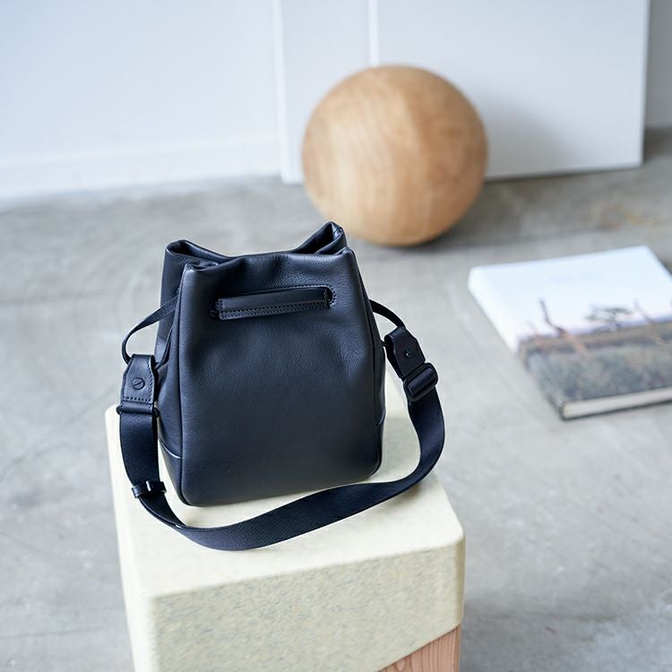 美品⭐︎TOMOE 2WAYメッセンジャーバッグ 楽天市場】TOMOE トモエ 2WAYボディバッグ クラッチバッグ 小さめ