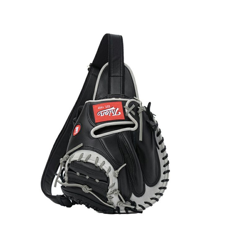 野球グローブがモチーフのレザートートバッグ